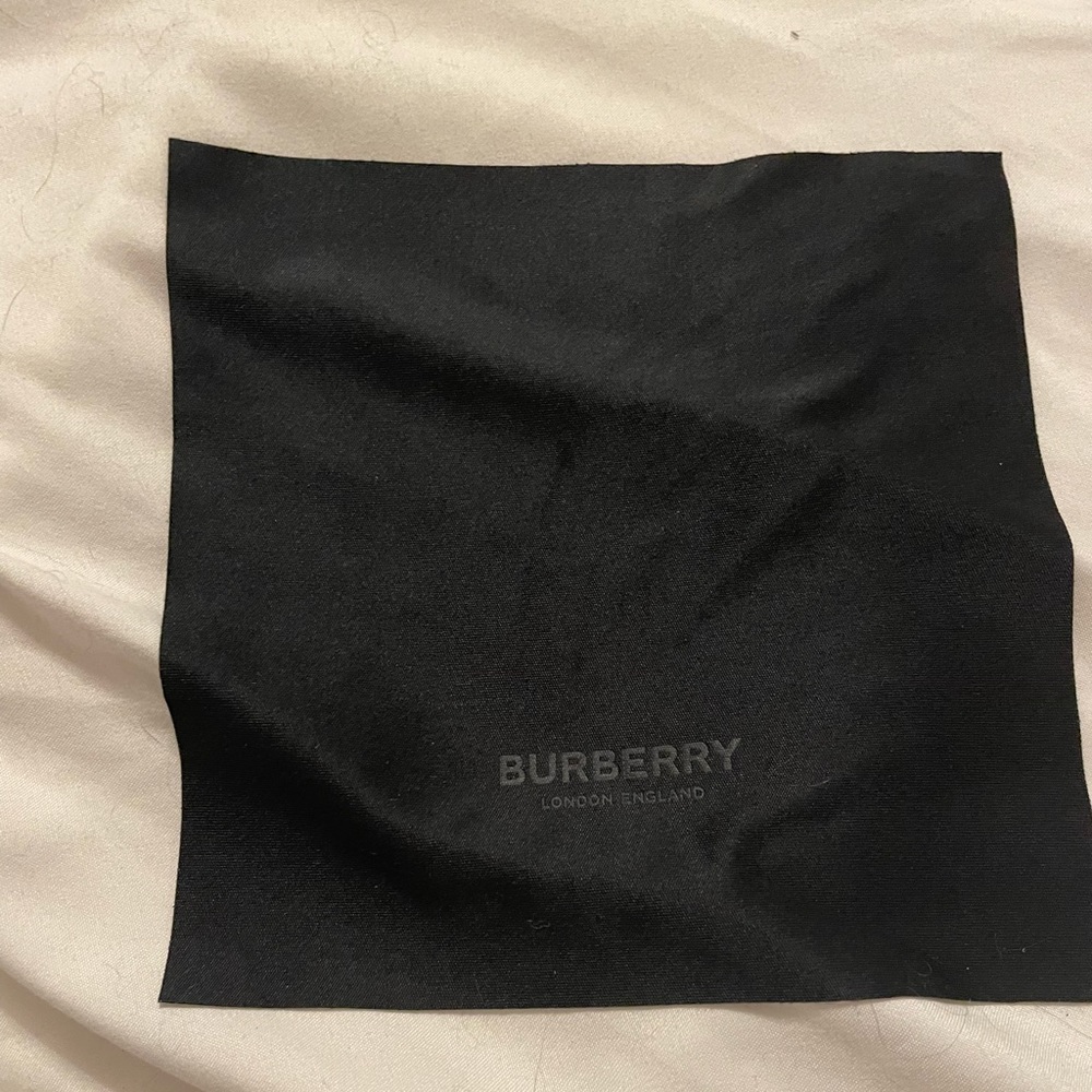 SOLD ❌ Authentic Burberry black sunglasses dust cleaning cloth - Picture 1 of 2